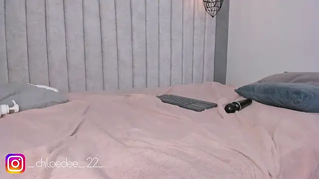 chloe d online show from 02-02-25, 05:59