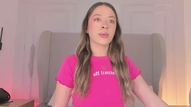 chloe d online show from 12-22-25, 01:19