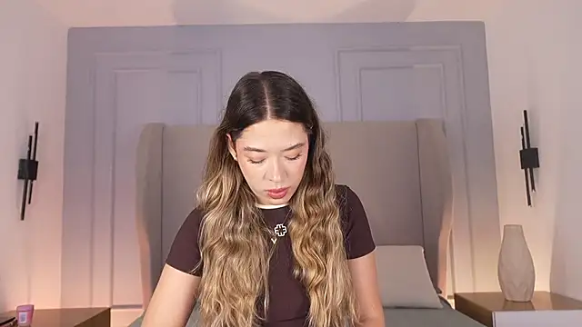 chloe d online show from 07-06-26, 12:57