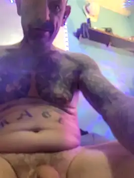 Snapshot of deepstroker42071 chatting on 12-24-24, 12:00 deepstroker42071 online show from 12-24-24, 12:00