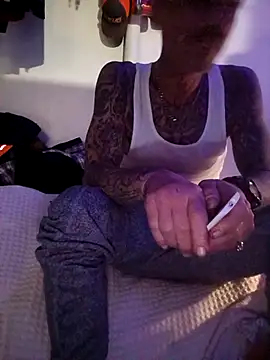 deepstroker42071 online show from 12-05-25, 12:52