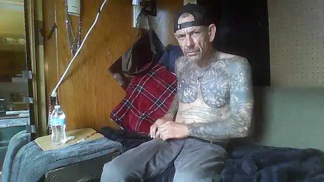 deepstroker42071 online show from 04-07-26, 08:31