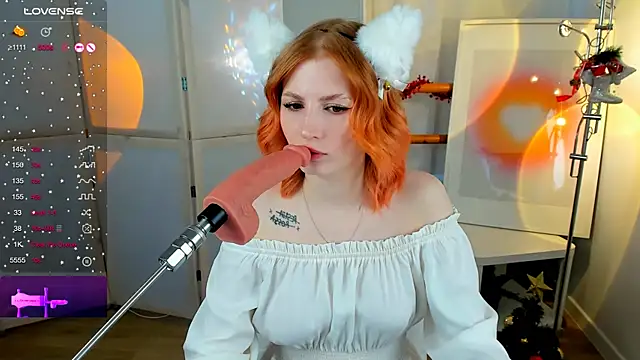 Snapshot of Mira__Blush chatting on 01-01-25, 09:39 Mira Blush online show from 01-01-25, 09:39