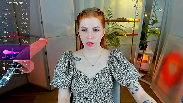 Snapshot of Mira__Blush chatting on 01-17-25, 11:51 Mira Blush online show from 01-17-25, 11:51