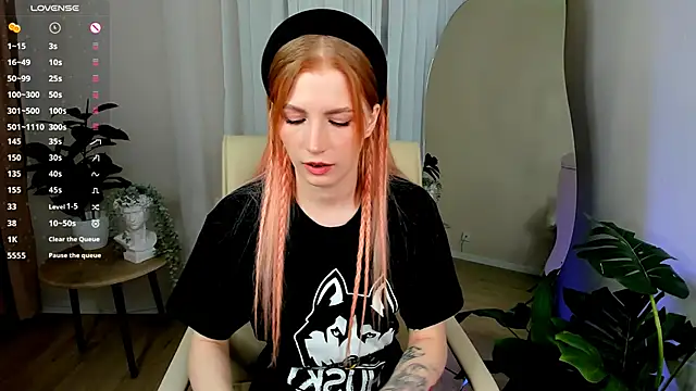 Snapshot of Mira__Blush chatting on 01-26-25, 11:39 Mira Blush online show from 01-26-25, 11:39