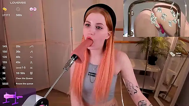 Snapshot of Mira__Blush chatting on 02-12-25, 03:40 Mira Blush online show from 02-12-25, 03:40