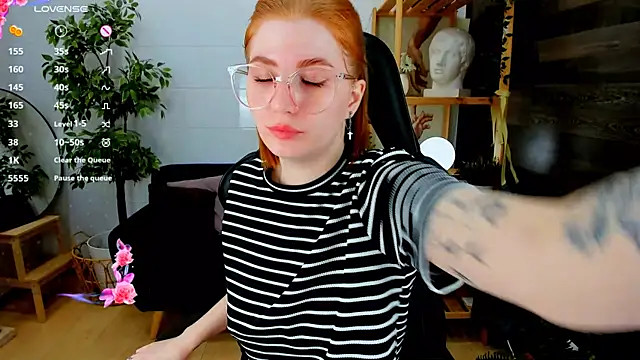 Snapshot of Mira__Blush chatting on 03-15-25, 12:34 Mira Blush online show from 03-15-25, 12:34