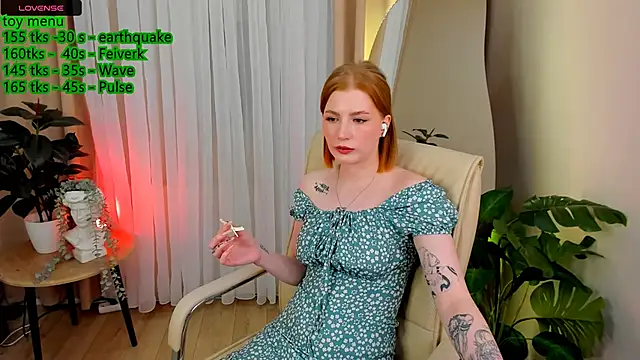 Snapshot of Mira__Blush chatting on 03-19-25, 11:57 Mira Blush online show from 03-19-25, 11:57