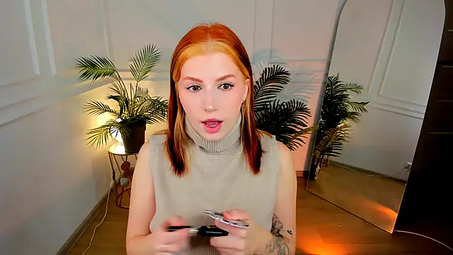 Snapshot of Mira__Blush chatting on 11-15-25, 08:49 Mira Blush online show from 11-15-25, 08:49