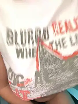 halley5  online show from 02-03-25, 09:07