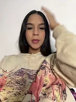 halley5  online show from 10-15-25, 11:16