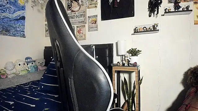 Snapshot of Cristal_Jonas@xh chatting on 10-19-25, 05:19 Cristal Jonasxh online show from 10-19-25, 05:19