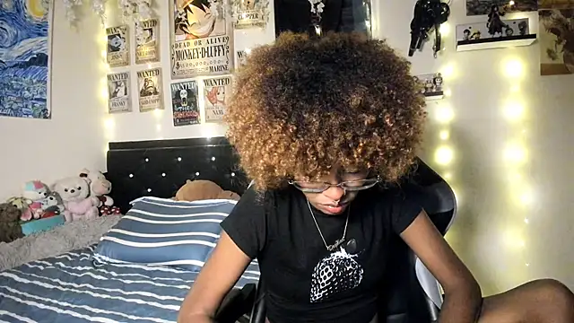 Snapshot of Cristal_Jonas@xh chatting on 11-28-25, 04:37 Cristal Jonasxh online show from 11-28-25, 04:37