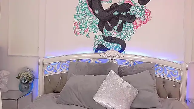 CrissyTaylor online show from 12-08-24, 03:43