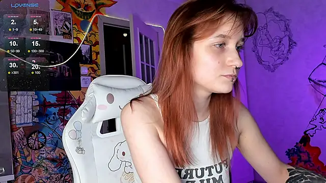 Snapshot of Sunny_Mouse_ chatting on 01-09-25, 08:33 Sunny Mouse  online show from 01-09-25, 08:33
