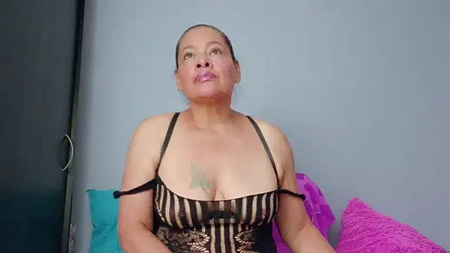 TifanyNasty online show from 11-08-25, 01:06