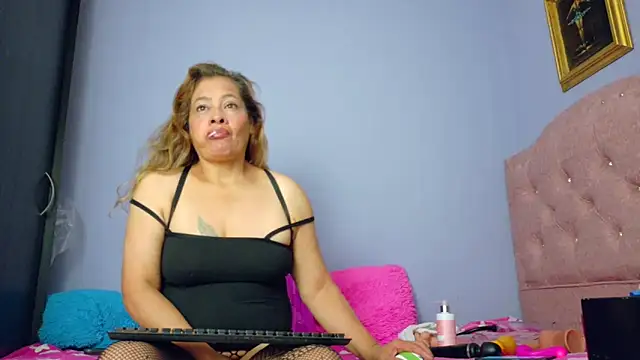 TifanyNasty online show from 11-17-25, 09:53