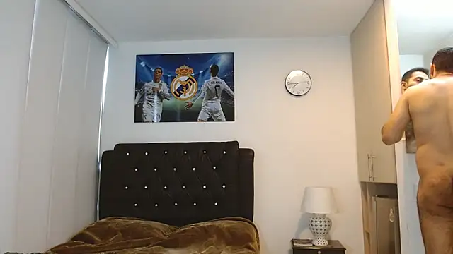 omarmohammedhot2 online show from 12-13-24, 02:27