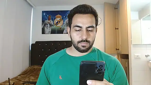 omarmohammedhot2 online show from 01-17-25, 02:50