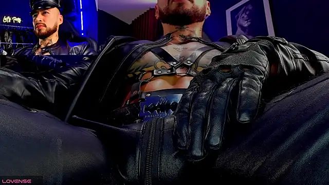 billyMayer  online show from 10-10-25, 05:12