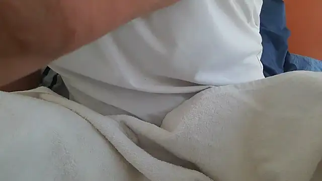 Snapshot of Ivanxx712 chatting on 03-12-25, 06:11 Ivanxx712 online show from 03-12-25, 06:11