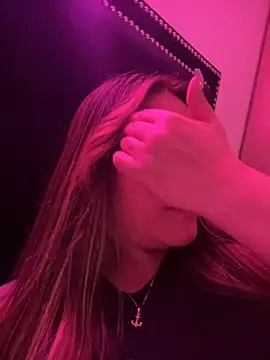 sexyyykloee online show from 12-05-25, 06:22