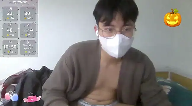 Gwencloudy online show from 03-08-25, 02:30