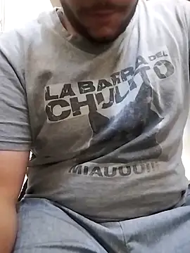 Snapshot of Fouzi1234bhm chatting on 11-01-25, 01:46 Fouzi1234bhm online show from 11-01-25, 01:46