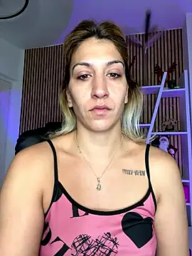 sofiah  online show from 01-06-26, 07:12