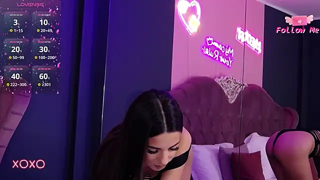 LaraKent online show from 01-18-26, 09:40