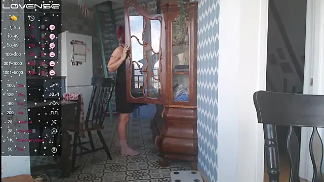 RubyLynxx online show from 10-21-25, 06:47