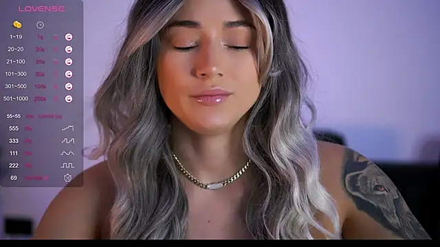 AishaCarter online show from 09-10-25, 06:08