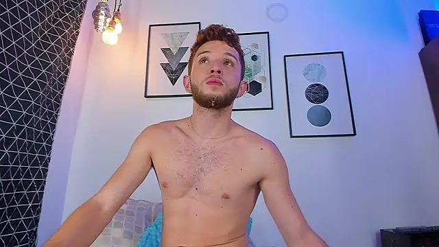 Snapshot of Juan_Castano chatting on 03-04-25, 06:47 Juan Castano online show from 03-04-25, 06:47