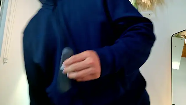 Juan Castano online show from 03-23-26, 06:39