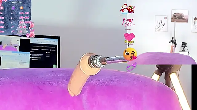 Snapshot of jasllyferrer chatting on 12-19-24, 11:57 jasllyferrer online show from 12-19-24, 11:57