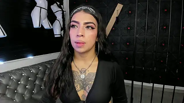 Snapshot of TeennNaugthy18 chatting on 11-30-25, 02:26 TeennNaugthy18 online show from 11-30-25, 02:26