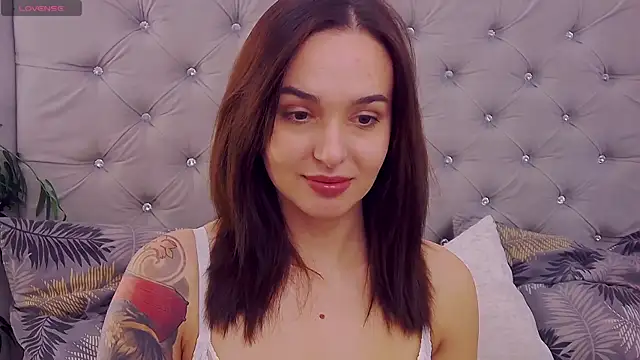 MeIisaLove online show from 11-21-25, 02:38