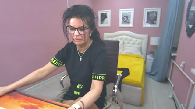 AerysMitch online show from 03-06-25, 08:27