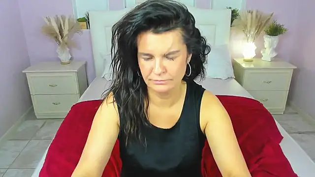 AerysMitch online show from 10-09-25, 08:29