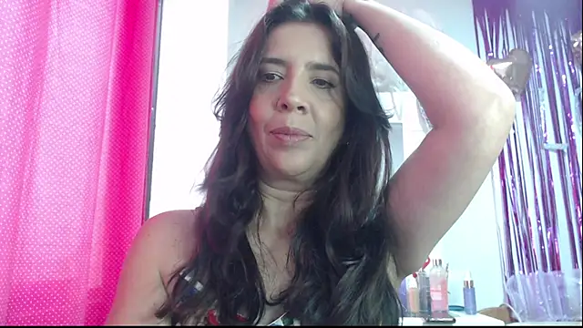 Victoria meester online show from 02-24-25, 02:15