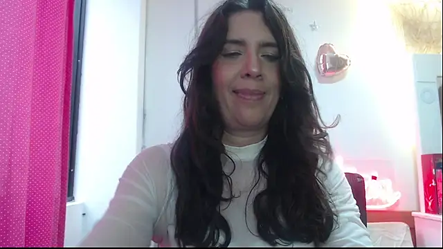 Victoria meester online show from 03-09-25, 04:44