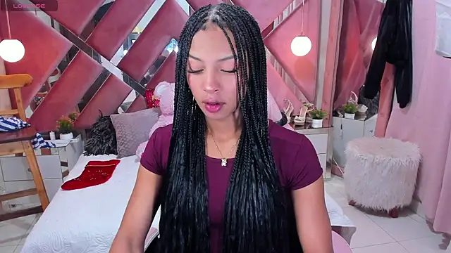 Snapshot of sexy_sofia_xx chatting on 12-07-24, 06:37 sexy sofia xx online show from 12-07-24, 06:37