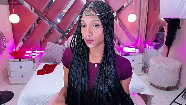 Snapshot of sexy_sofia_xx chatting on 12-08-24, 06:33 sexy sofia xx online show from 12-08-24, 06:33