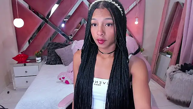 Snapshot of sexy_sofia_xx chatting on 12-29-24, 10:34 sexy sofia xx online show from 12-29-24, 10:34