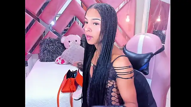 Snapshot of sexy_sofia_xx chatting on 02-06-25, 08:34 sexy sofia xx online show from 02-06-25, 08:34