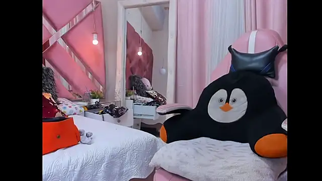 Snapshot of sexy_sofia_xx chatting on 02-08-25, 12:06 sexy sofia xx online show from 02-08-25, 12:06