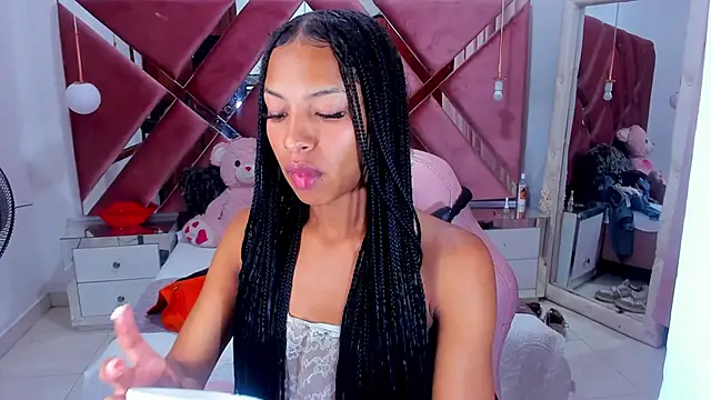 Snapshot of sexy_sofia_xx chatting on 03-10-25, 02:06 sexy sofia xx online show from 03-10-25, 02:06