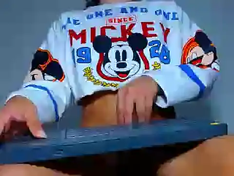 Snapshot of Thiago_Foster chatting on 01-11-25, 12:01 Thiago Foster online show from 01-11-25, 12:01