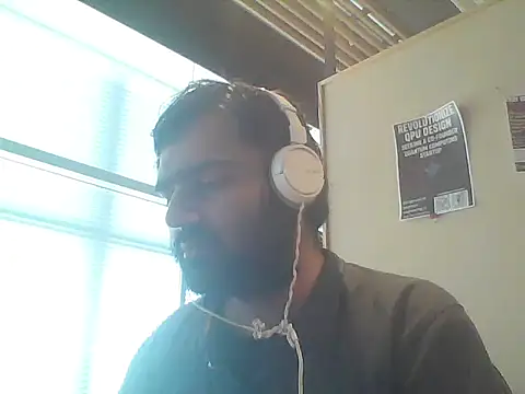 Snapshot of JohnBond009 chatting on 06-16-26, 05:59 JohnBond009 online show from 06-16-26, 05:59