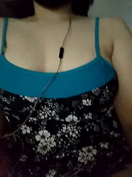 pinaxpack1 online show from 10-28-25, 04:49